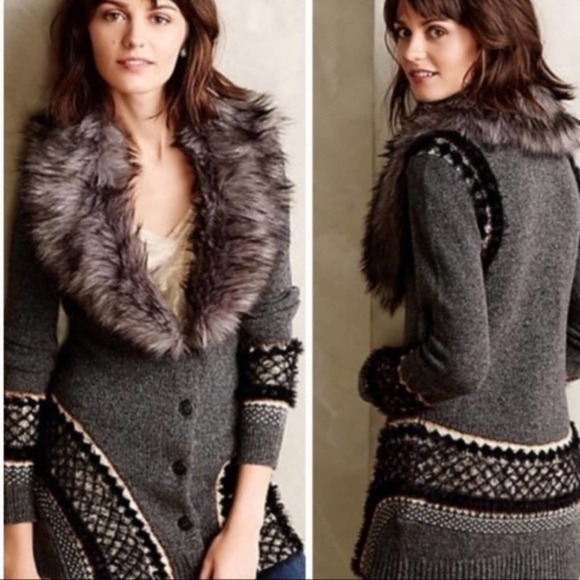 Anthropologie Sweaters - Anthropologie Sleeping On Snow Corby Lodge Cardigan Sweater Faux Fur Collar